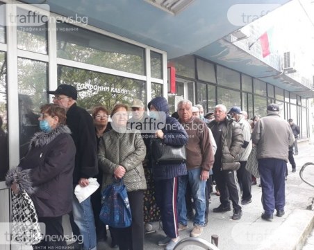 Още 3500 души с ваксинационна добавка към пенсиите си