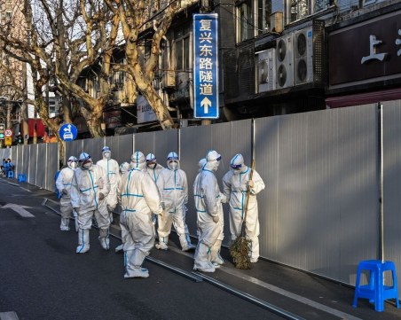 Разхлабват строгите COVID мерки в Шанхай