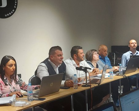 Решено: Община 