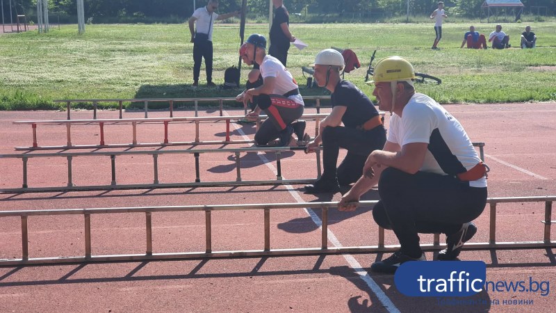Пожарникари от цялата страна мерят сили в Пловдив