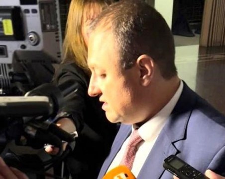 Министър Иванов: В най-кратък срок пострадалите от градушка земеделски стопани ще бъдат обезщетени