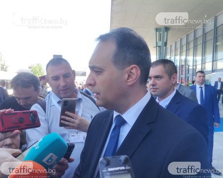 Заков: Има кой да пази българското небе, американски F-35 кацнаха днес в 