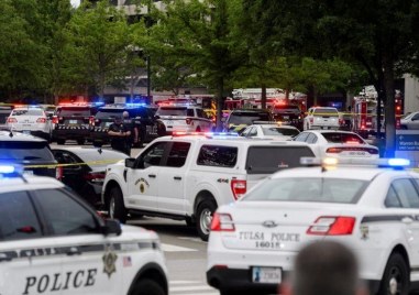 Четирима души са загинали при стрелба в болница в САЩ