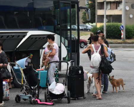 Все повече украинци напускат България! Малко са тези, които пристигат