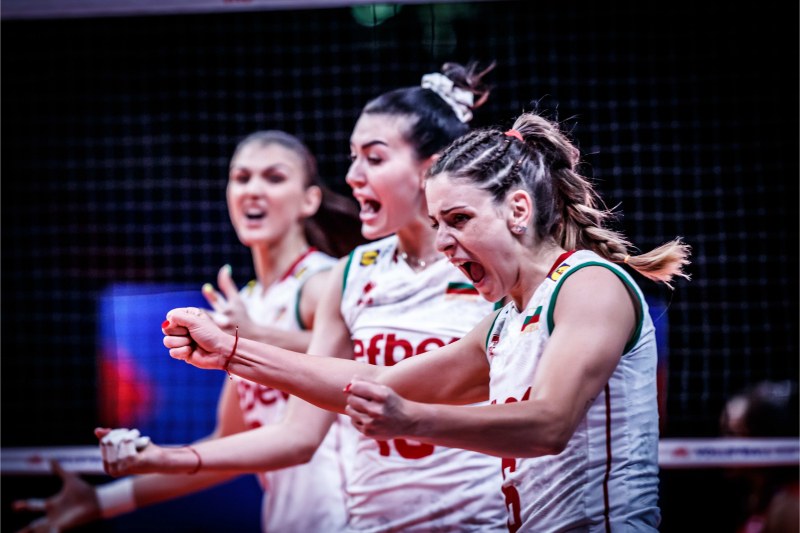 България спечели с 3:2 гейма втория си мач от Лигата