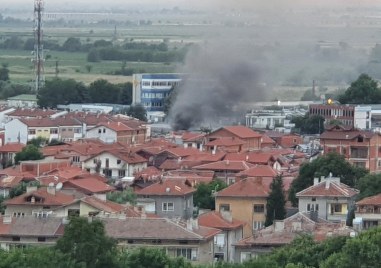 Пожар се е разразил в ромската махала на Пловдив