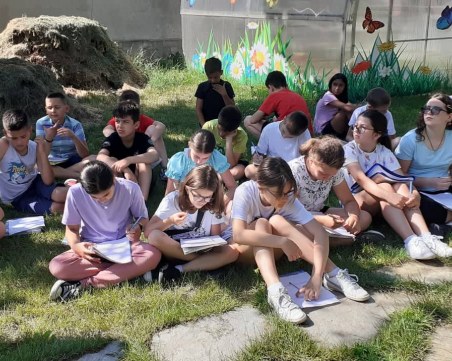 Зелената класна стая вдъхновява и образова децата от НУ 