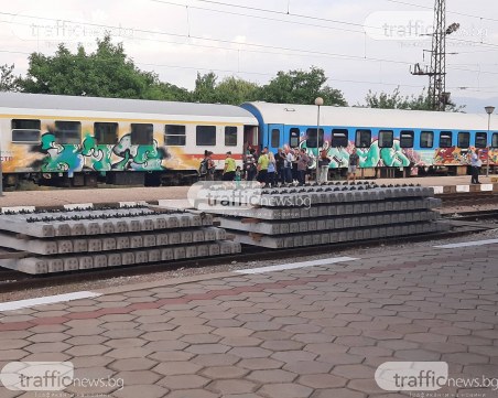 Тийнейджър е повален от волтова дъга в Пловдив! Жандармерия на жп гарата в Тракия