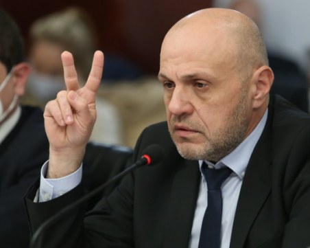 Дончев: Антикризисните мерки са ужасно закъснели и лошо скроени