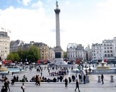 Евакуираха лондонския площад 