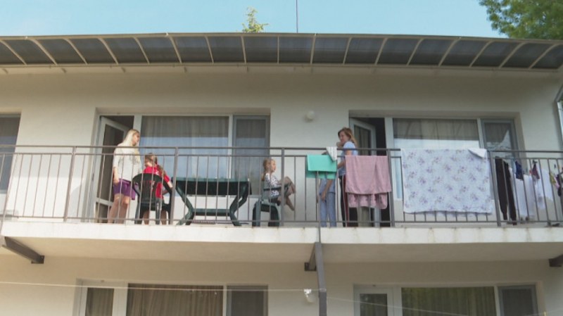 Около 8000 са украинските бежанци останали в хотели