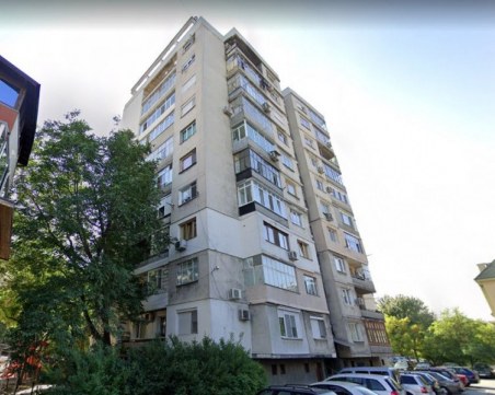 Нови несгоди за санирането на блок в Пловдив за 1 млн. лева, четвъртата поръчка влезе в КЗК