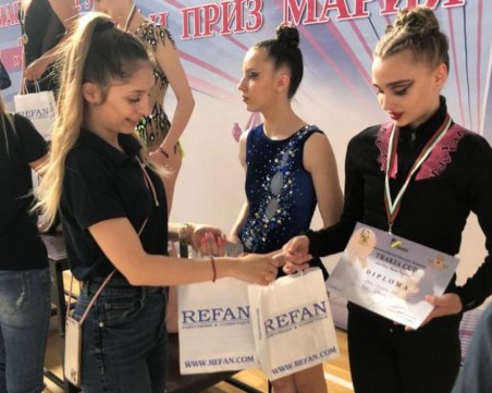 Любимият спорт и любимата марка на българите показаха красотата на художествената гимнастика на пловдивчани