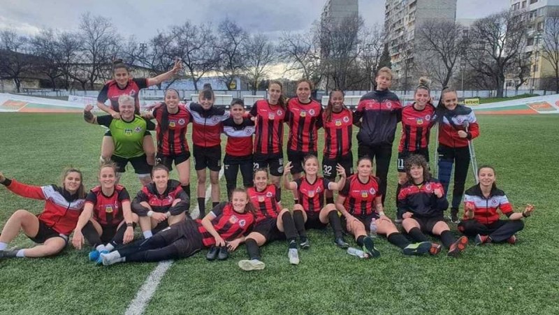 Локомотив Стара Загора е новият шампион по женски футбол в България
