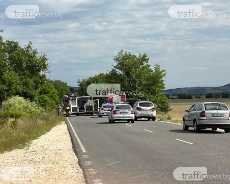 Нова тежка катастрофа затвори пътя Карлово-Баня