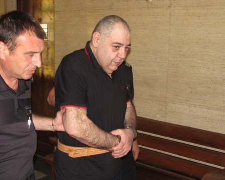 Обвиняемият за жестокото убийство на жена в Русе опита да излезе от ареста