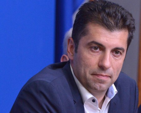 Петков за полета на Лавров: Няма да пускаме нелегално нечий външен министър