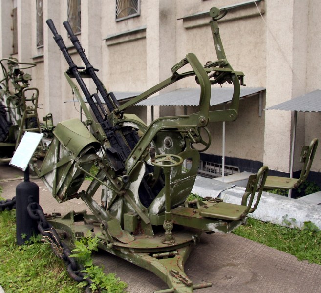 Задигнаха картечници от военния завод