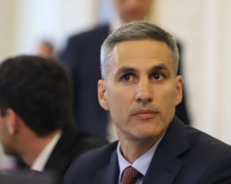 Гюров: Очевидно има напрежение в коалицията