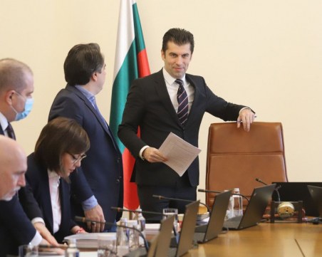 Скандал на заседанието на правителството – министрите от ИТН напуснаха демонстративно