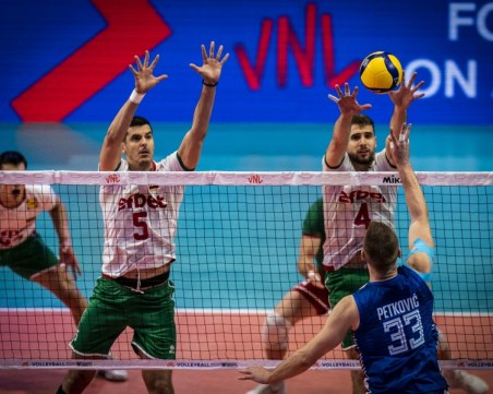Волейболните национали загубиха от Сърбия на старта на Лигата на нациите