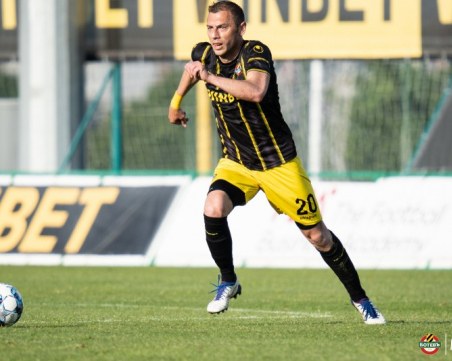 Ботев предлага ръководна роля на Лъчезар Балтанов