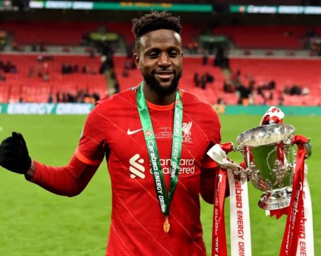 Ливърпул се раздели с Ориги и Кариус