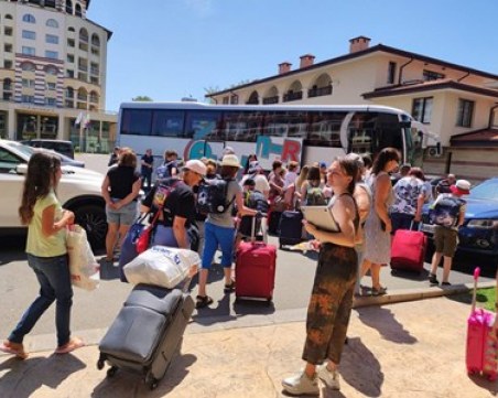 Повече украинци напускат България, отколкото влизат у нас