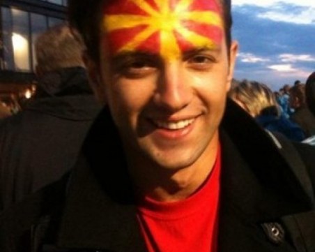 Пуснаха под домашен арест Ламбе Алабаковски заради палежа на българския културен клуб