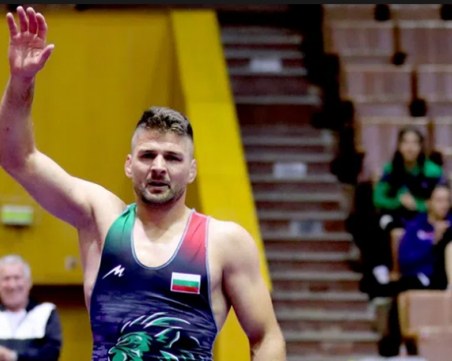 Един от най-добрите ни борци сложи край на кариерата си