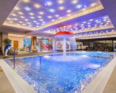 Иновативна технология в СПА хотел край Пловдив прави водата в басейните кристално чиста