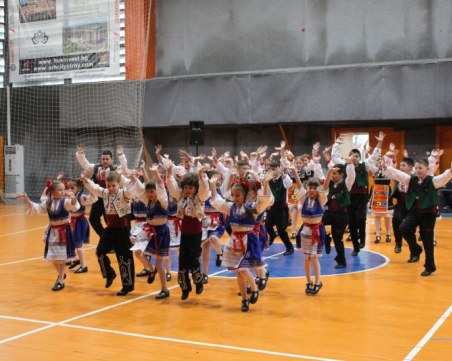 Откриха реновираната сграда на читалните 