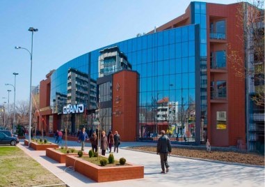Управата на Търговски център Гранд в Пловдив както и собственици