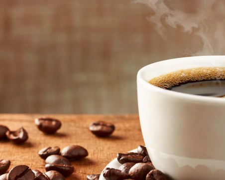 Необичайните неща, които хората добавят към кафето