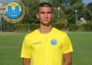 Сами Мехмедов от Марица ще продължи кариерата си в Локомотив
