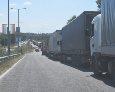 Европейският съд реши: Камионите трябва да се връщат празни до България