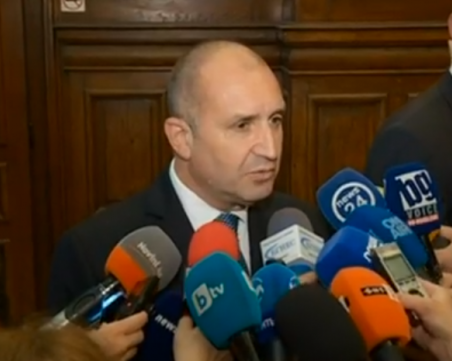 Радев: Нека междупартийните противоречия не изместват интересите на държавата