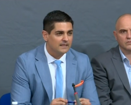 Радостин Василев: Задкулисието проби в ИТН, Трифонов е бизнесмен, а не лидер с морал