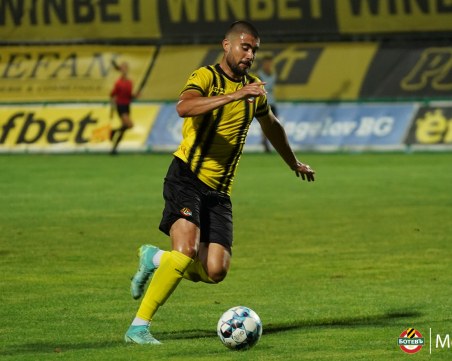 Ботев се раздели с голмайстора на втория отбор