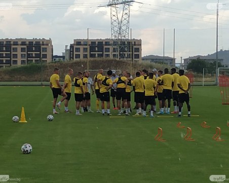 Ботев ще играе с украинци на лагера в Турция