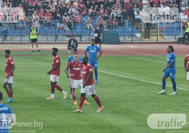 Левски ще играе срещу ПАОК а ЦСКА ще срещне Македония
