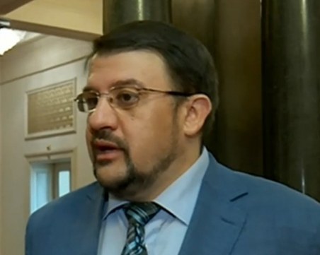 Ананиев: Вярвам, че ще намерим 7 депутати, които да подкрепят коалицията