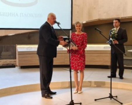 Нанси Шилър и фондация