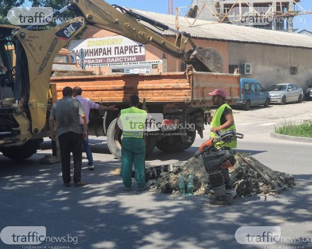 Огромна дупка зейна на бул. 