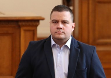 Председателят на Народното събрание Никола Минчев защити един национален предател
