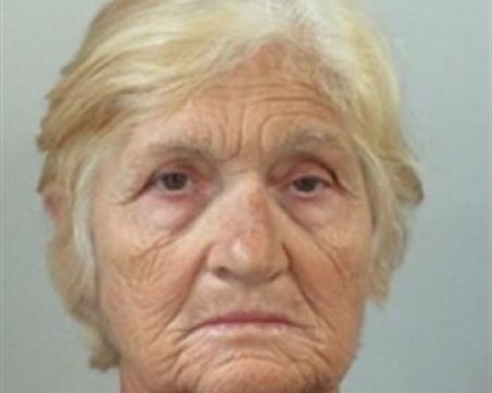 Издирват 71-годишна жена от Първомай