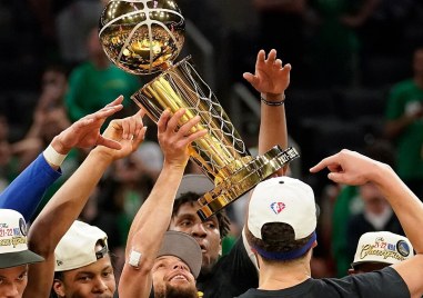Голдън Стейт Уориърс стана шампион в НБА Воините завоюваха седмата титла