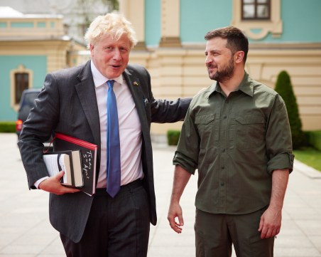 Борис Джонсън се срещна със Зеленски и заяви: Хубаво е отново да съм в Киев