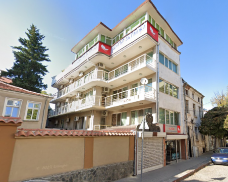 Бутат сграда в центъра на Пловдив, която от хостел се превърна в хоспис