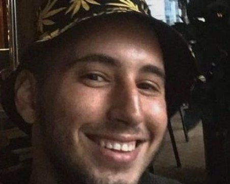 Издирват от десет дни 21-годишен студент